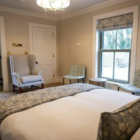 Private Country Made 4 Luxury Gathering